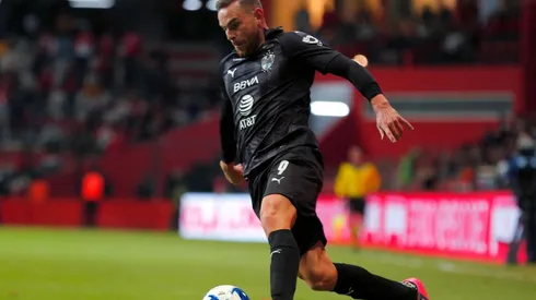 Vincent Janssen superó el Covid-19.