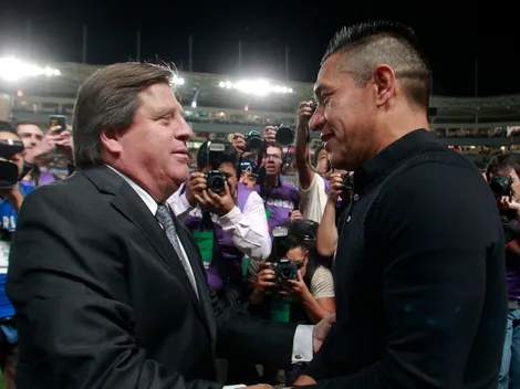 Nacho Ambriz defendió al Piojo Herrera por no usar cubrebocas