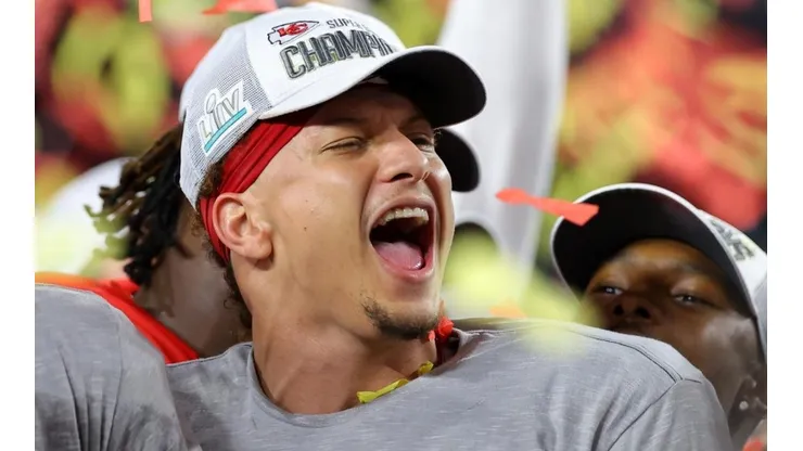 Patrick Mahomes se va de fiesta
