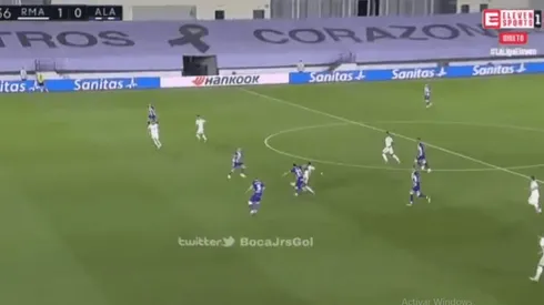 El momento del pase en cuestión.