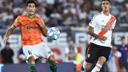 Lollo, en Banfield, enfrentando a River.