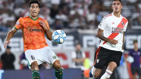 Lollo, en Banfield, enfrentando a River.