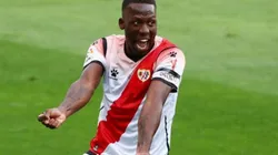 Advíncula jugó la temporada pasada en primera división.