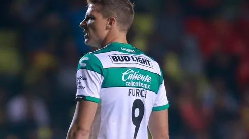 Santos saluda a Furch por el 9 de julio