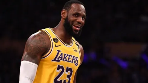 LeBron James deja a su “pandilla” y va rumbo a la ‘burbuja’ de la NBA