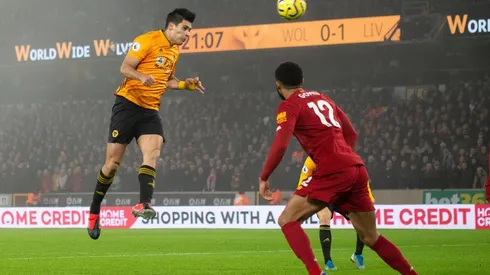 Ex-Liverpool se rindió a los pies de Jiménez y exigió a la directiva ficharlo