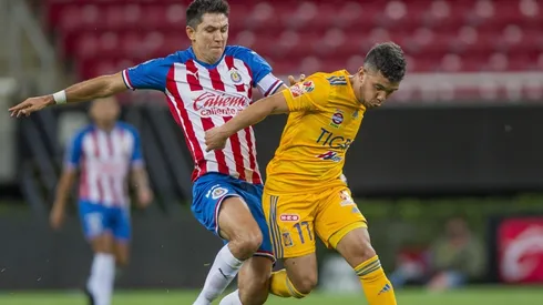 Leo Fernández fue titular en la victoria por 2 a 0 vs. Chivas (Foto: Twitter de Tigres)