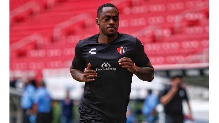Sufre Atlas: el debut de Renato Ibarra seguirá haciéndose esperar