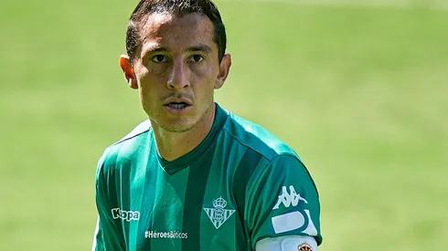 Victoria del Betis con Guardado de titular y Lainez en el banco