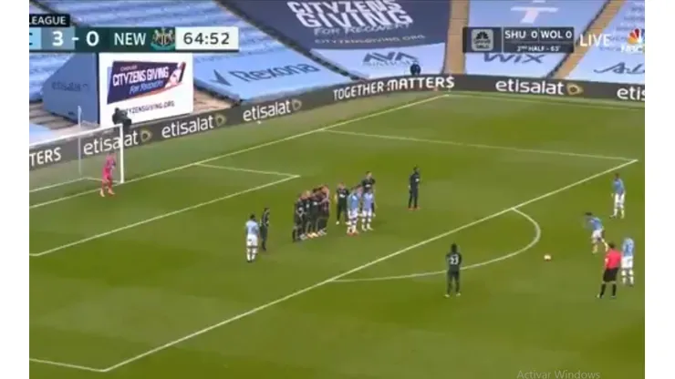 Qué viva el fútbol, David Silva: golazo al ángulo de tiro libre para el City