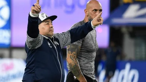 Diego Maradona, entrenador de Gimnasia.