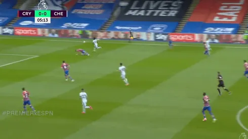 Polémica: un rival se lesionó, Chelsea siguió la jugada y terminó en gol