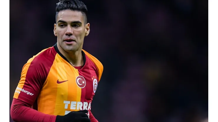 "Falcao está pensando considerablemente la oferta": Galatasaray, en alerta