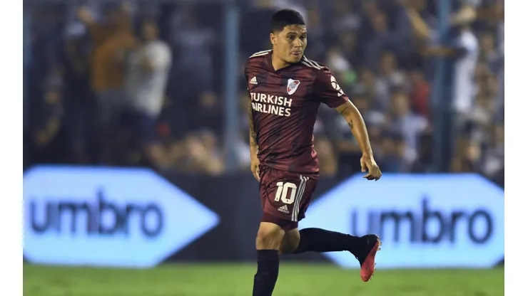 Juan Fernando Quintero durante un partido de River.