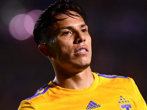 Salcedo esconde escudo de Tigres en su cobrebocas