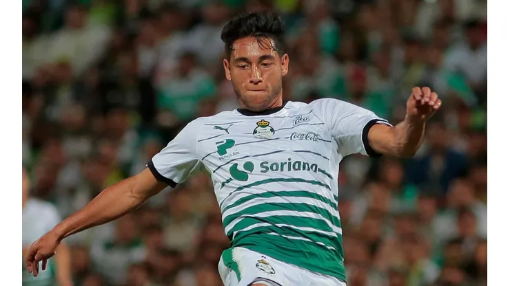 Sandoval reporta con Santos y concentra con sus compañeros