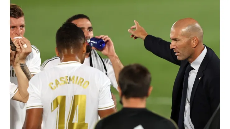 Zizou no dudó a la hora de defender el trabajo de sus dirigidos (Foto: Getty)