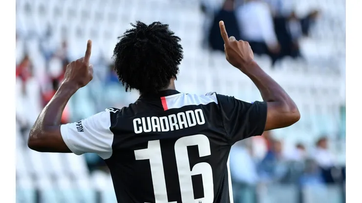 Cuadrado hizo un gol y su esposa lo recibió con una lindísima sorpresa