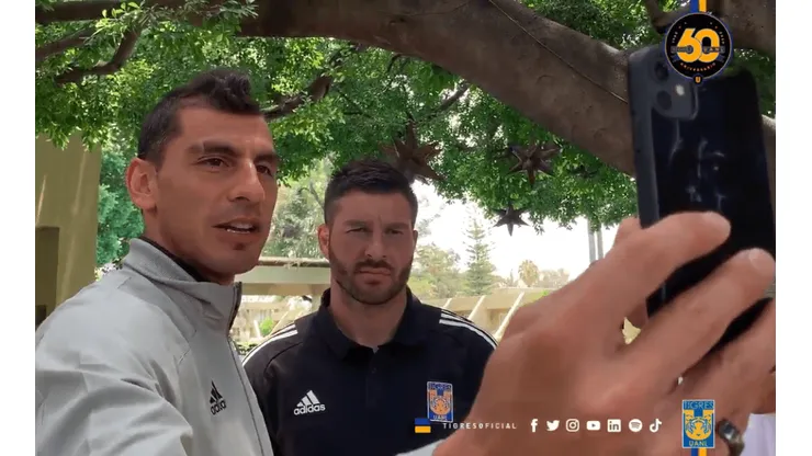 Para aplaudir: el hermoso gesto de Guzmán y Gignac con una fanática de Tigres