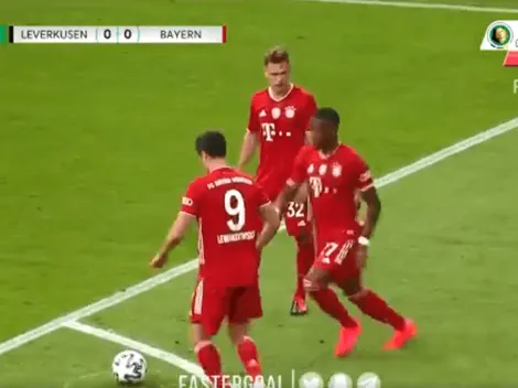 Tiro libre preparado: Lewandowski amagó y apareció Alaba para el golazo