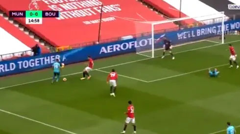 Foto del gol que le hicieron a Manchester United.
