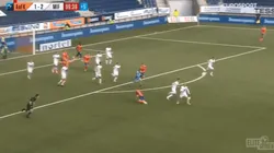 Es igual: en Noruega imitaron el gol del Pity Martínez a Boca