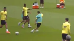 Asistencia de Suárez y gol de Messi.