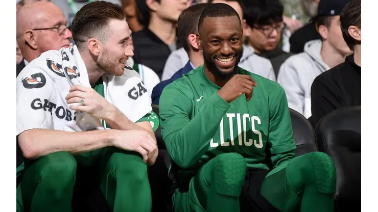 Gordon Hayward junto a Kemba Walker (Getty)