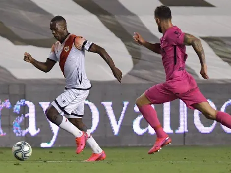 Con Advíncula los 90', el Rayo consiguió un punto que los acerca al ascenso