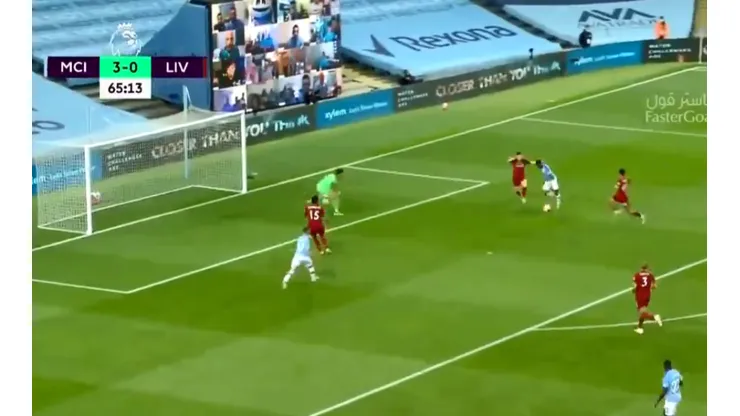 Oxlade-Chamberlain, en contra, puso el 4 a 0 para el Manchester City (Foto: Captura)