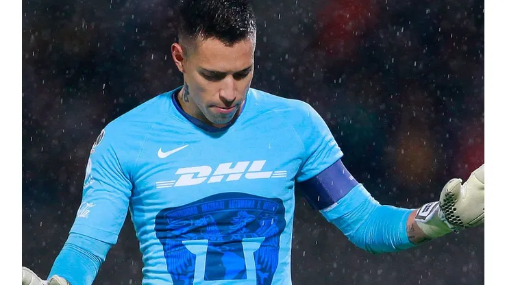 Alfredo Saldívar se despide de Pumas para jugar en Toluca. Foto: JamMedia