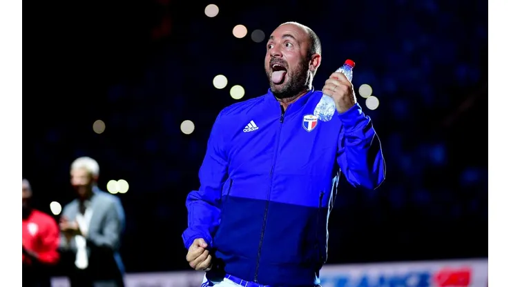 Dugarry: "¿Griezmann tiene miedo a uno que mide 1,50 y es medio autista?"