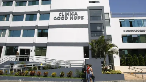 La Clínica Good Hope queda en Miraflores.