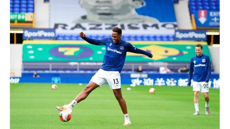 La sonrisa de Yerry Mina tras volver a pisar el césped de Goodison Park