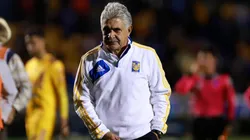 Viniegra habría sido ofrecido a Tigres para solventar el pago de la deuda por Rafael Sóbis (Foto: JAM)