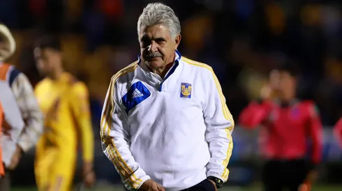 Viniegra habría sido ofrecido a Tigres para solventar el pago de la deuda por Rafael Sóbis (Foto: JAM)