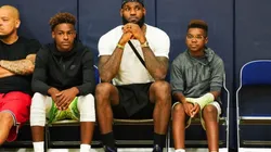 Broony y LeBron James (Getty Images)