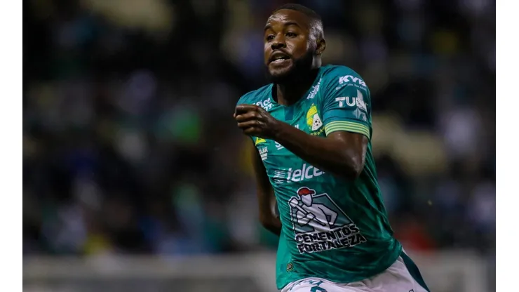 Joel Campbell en Léon (Jam Media)