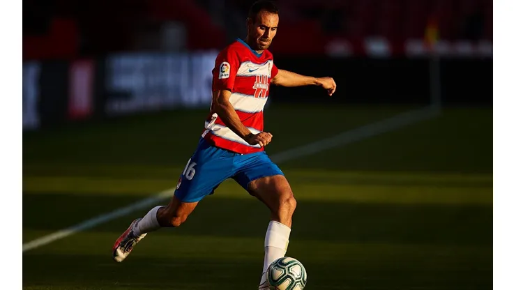 Qué canal transmite Alavés vs. Granada por La Liga