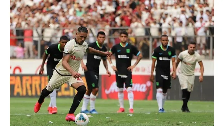 Dos Santos le anotó a Alianza en el último clásico.