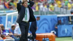 6 años después, Herrera aún es cuestionado por sus cambios contra Holanda