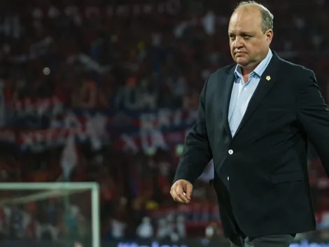 Al que no quiere caldo..., Vélez sería el nuevo presidente de la Federación