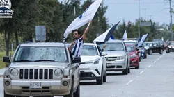 Rayados copa las calles de Monterrey y recibe saludos europeos