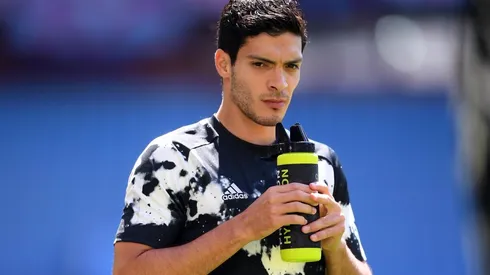 A Raúl Jiménez le salió competencia pesada pensando en Juventus