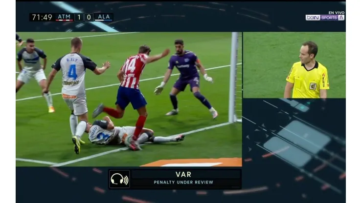Es un escándalo: el penal que dio el árbitro y ratificó el VAR para el Atleti