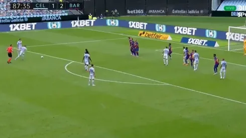 Minuto 87 y Iago Aspas puso el 2-2 ante Barcelona de un golazo de tiro libre