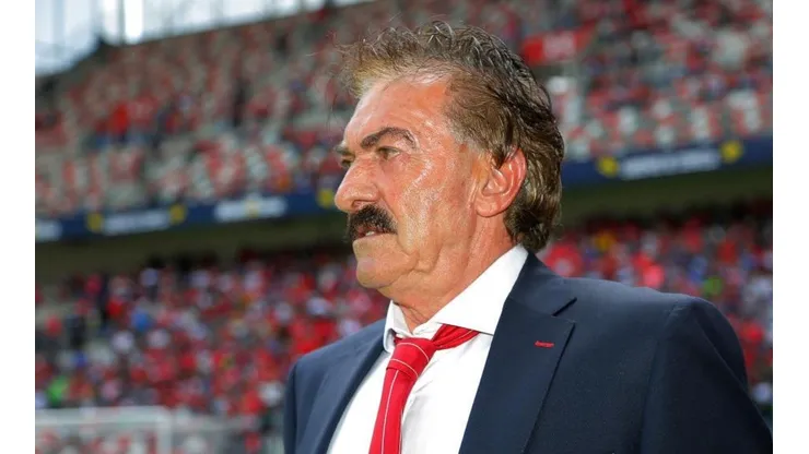 Ricardo La Volpe durante su etapa en Toluca.