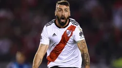 Lucas Pratto festejando un gol en River.