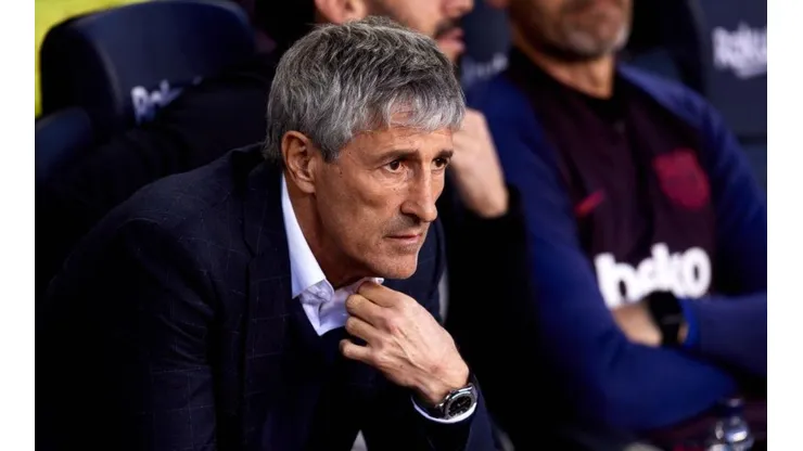 A Setién le preguntaron por la salida de Arthur del Barcelona y dijo de todo