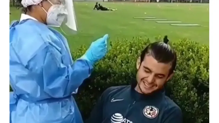¿Que si duele? La reacción de Benedetti tras hacerse la prueba de Covid-19